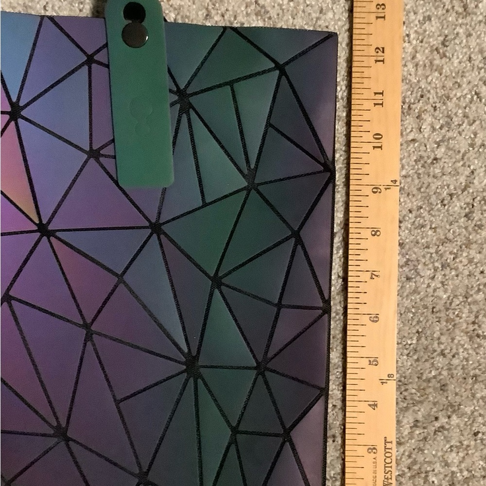 Geometric Luminous Shoulder Bag-NWOT - Picture 3 of 8